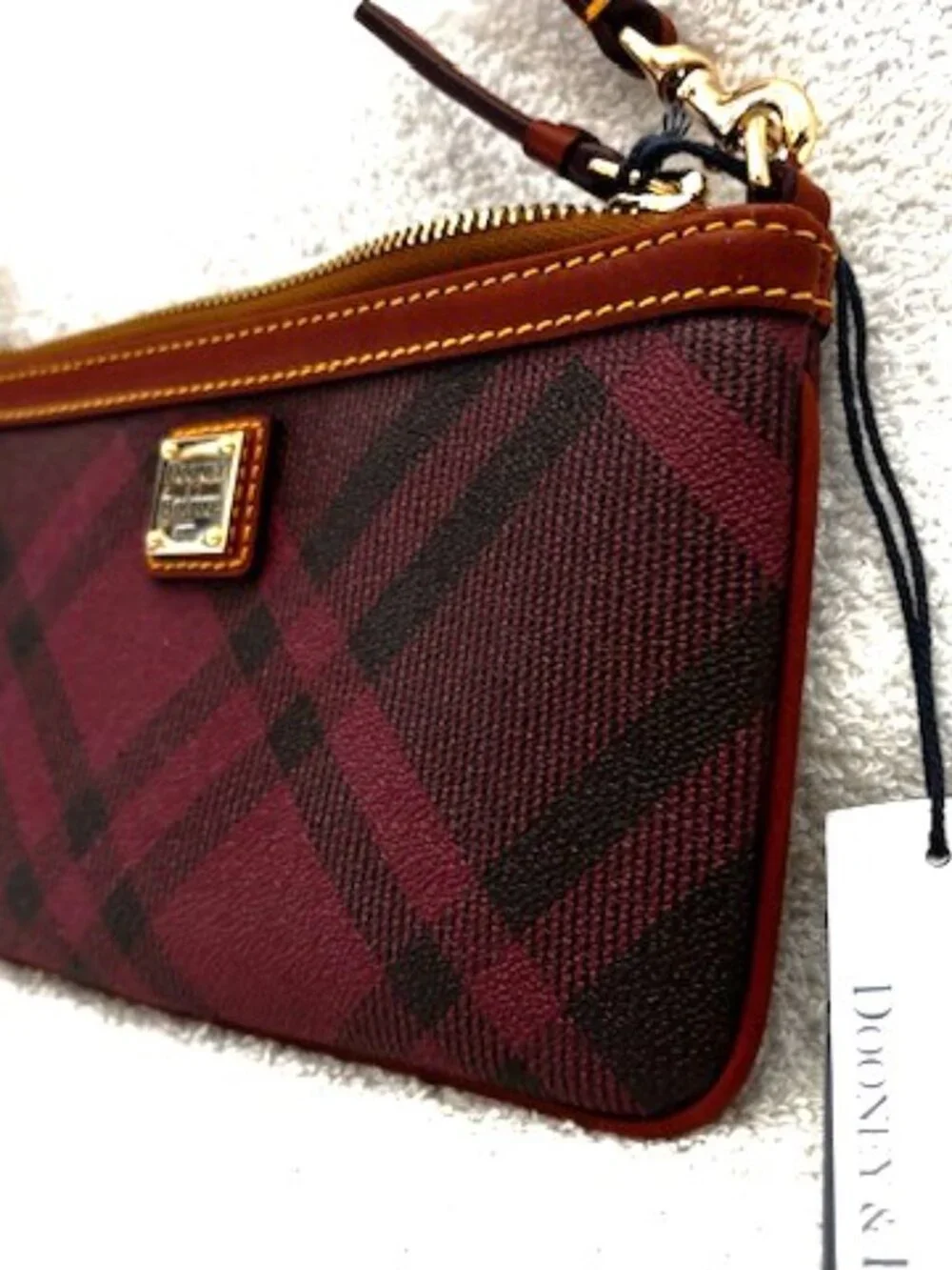 Dooney & Bourke large slim wristlet in Bordeaux plaid NWT